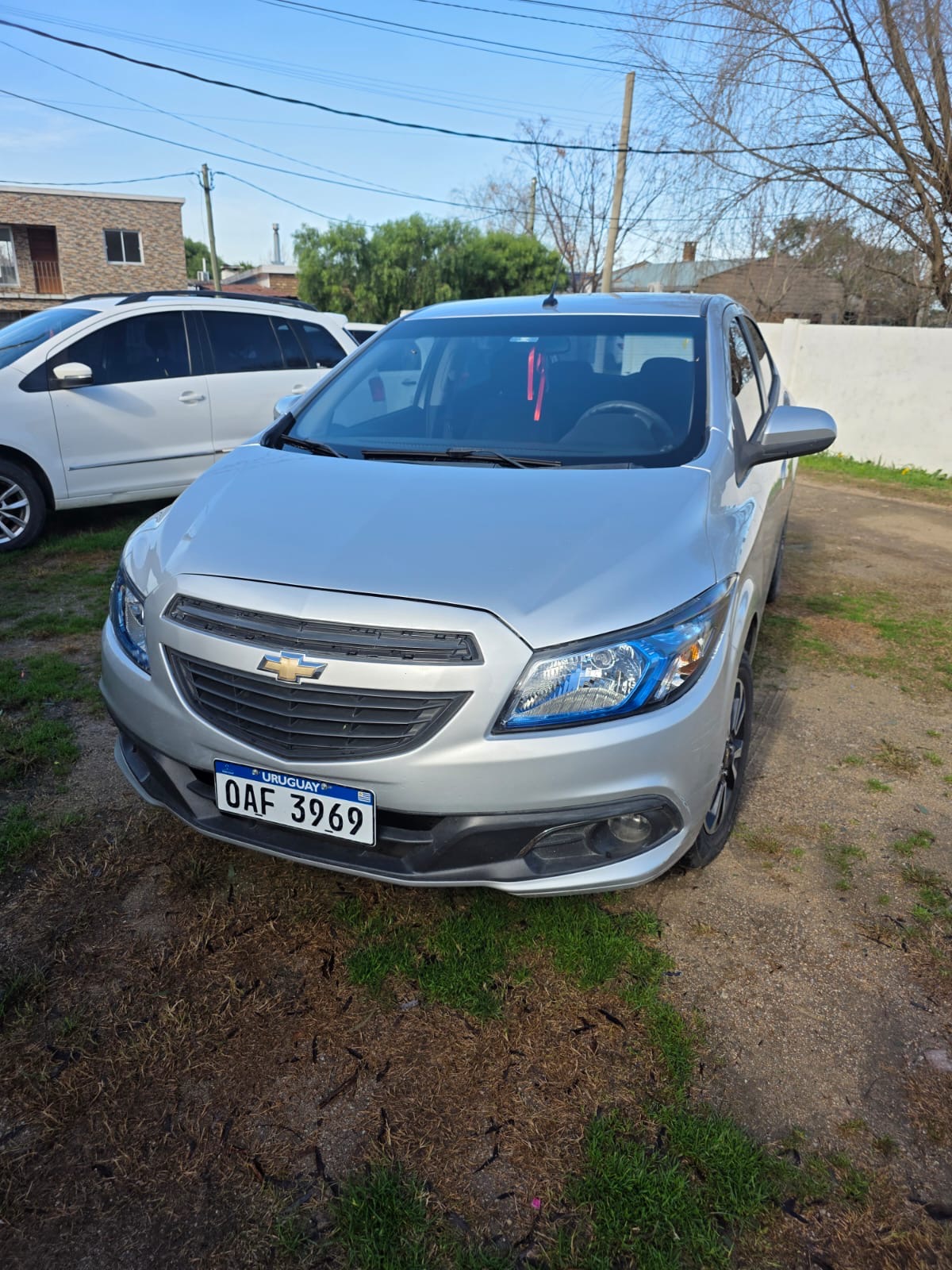 Chevrolet  Onix Ltz miniatura 2