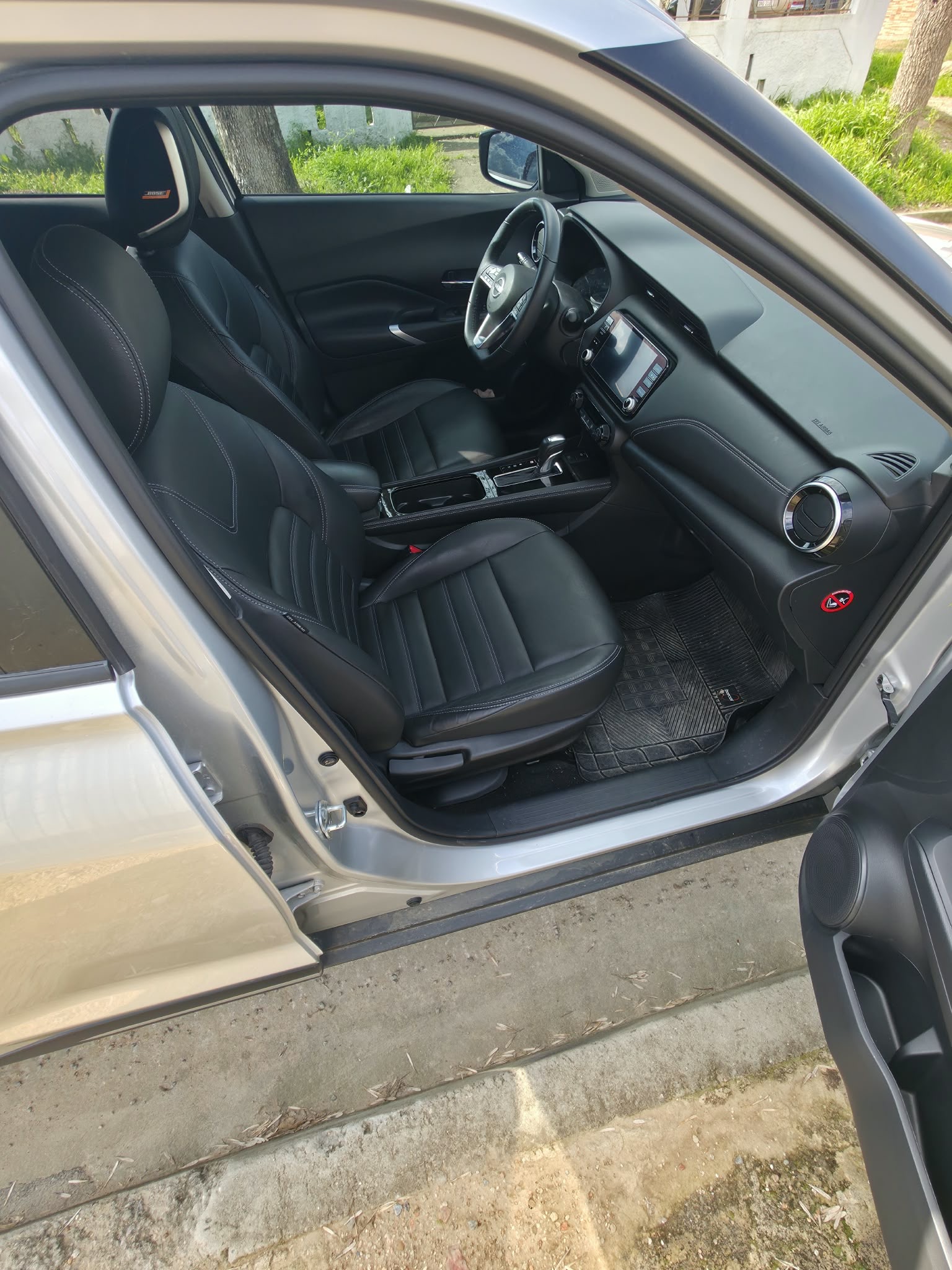 Nissan Kicks exclusive miniatura 9
